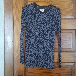 Women's long sleeve tee